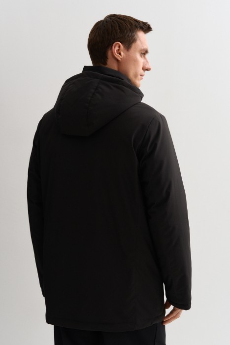 утепленная куртка с капюшоном от бренда снежная королева вид слева