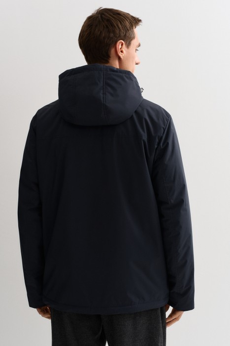 утепленная куртка с капюшоном по цене 5560 руб вид справа