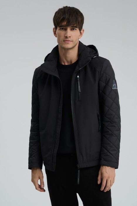 утепленная куртка с капюшоном 687520003 фотография