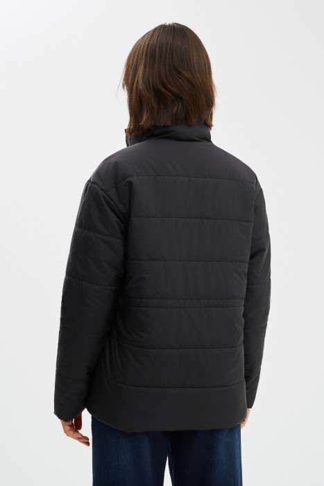 утепленная куртка с кулиской по цене 4690 руб вид справа