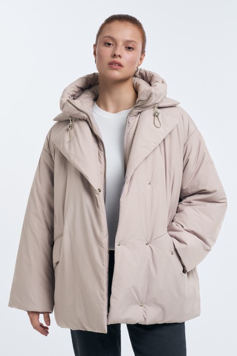 утепленная куртка с поясом от бренда снежная королева вид слева