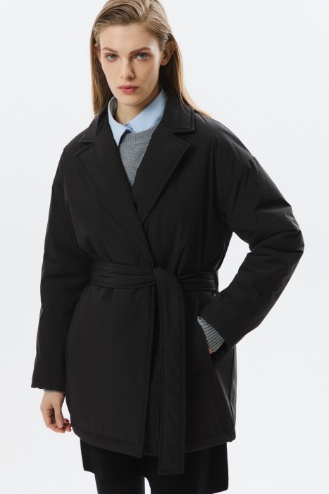 утепленная куртка с поясом от бренда снежная королева вид слева