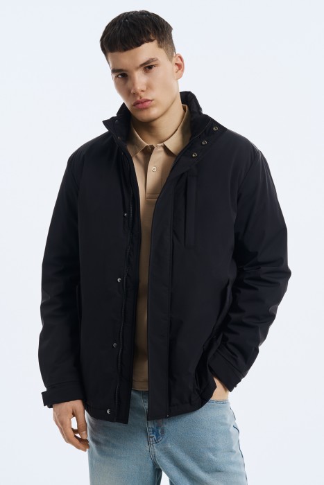 утепленная куртка от бренда снежная королева вид слева