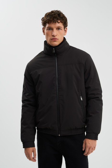 утепленная куртка от бренда снежная королева вид слева