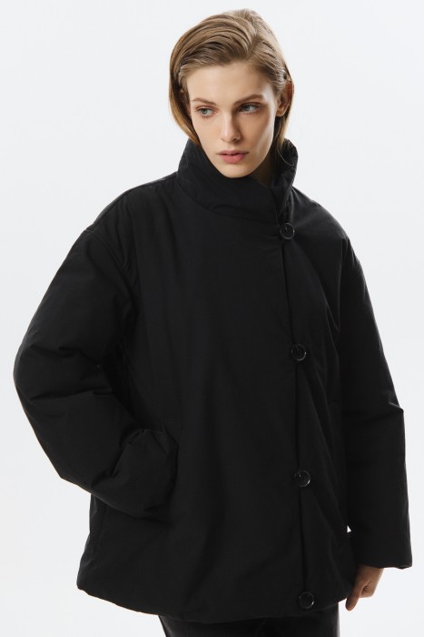 утепленная куртка от бренда снежная королева вид слева