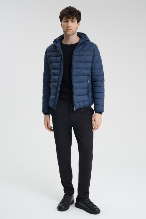 утепленная куртка из россии вид сбоку