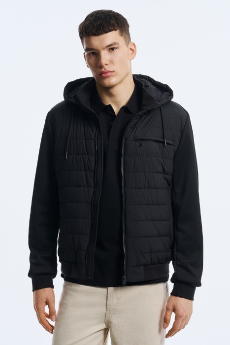 утепленная куртка от бренда снежная королева вид слева