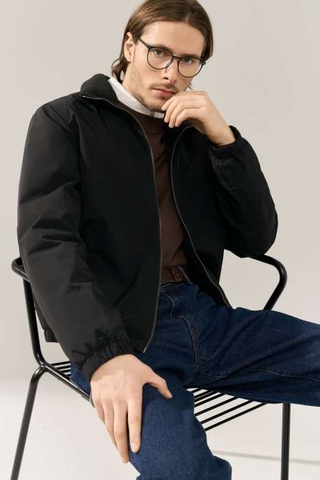 утепленная куртка по цене 4500 руб вид справа