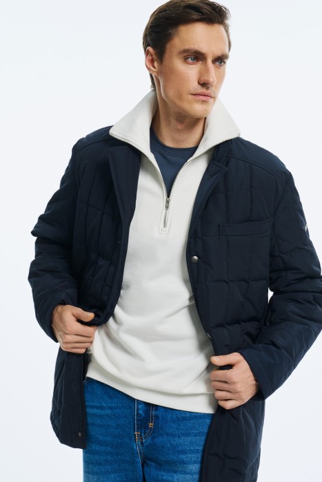 утепленная куртка от бренда снежная королева вид слева