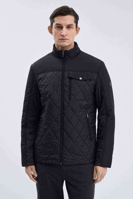 утепленная куртка от бренда снежная королева вид слева