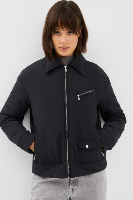 утепленная куртка от бренда снежная королева вид слева