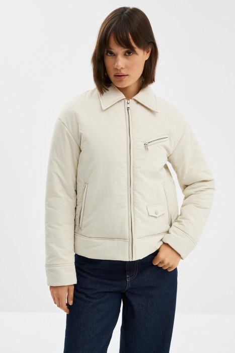 утепленная куртка от бренда снежная королева вид слева