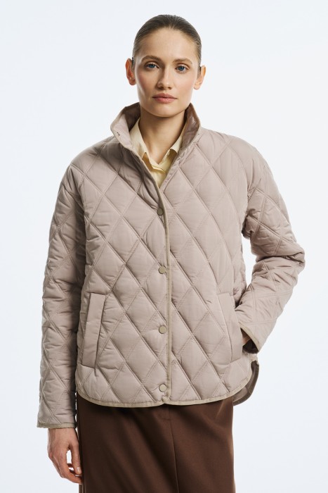 утепленная куртка от бренда снежная королева вид слева