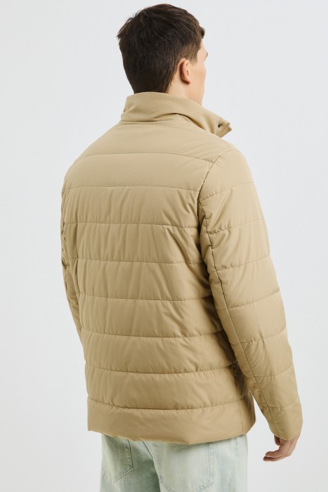 утепленная куртка по цене 3640 руб вид справа