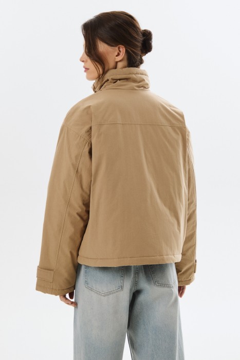 утепленная куртка по цене 4790 руб вид справа