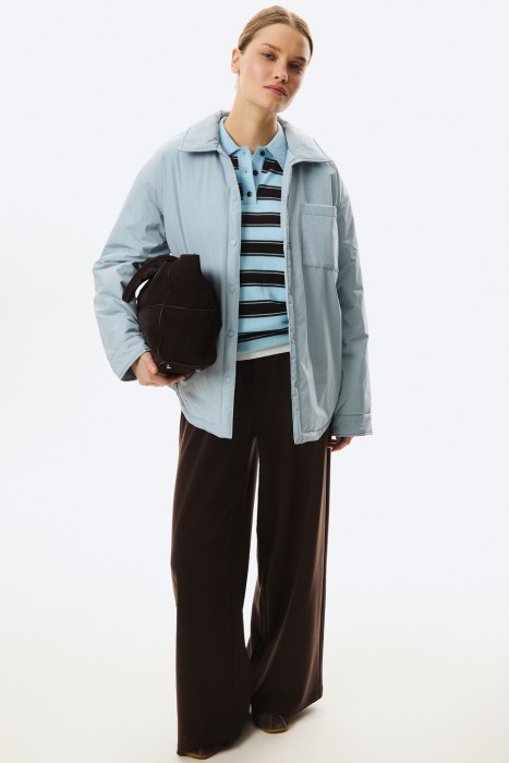 утепленная куртка из россии вид сбоку