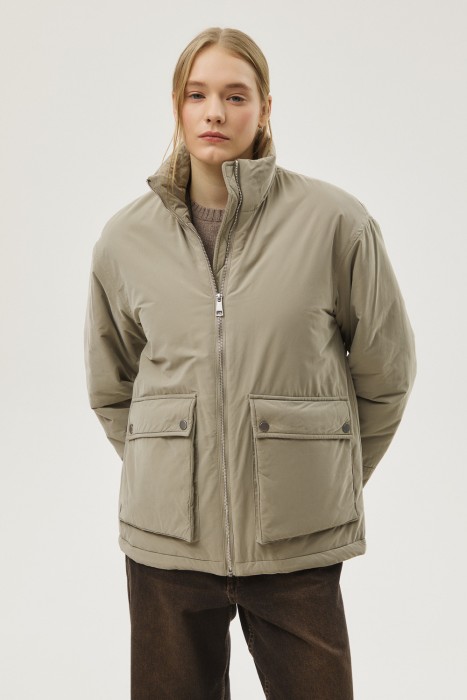 утепленная куртка от бренда снежная королева вид слева