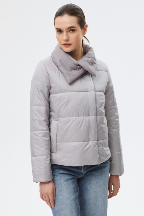 утепленная куртка от бренда снежная королева вид слева