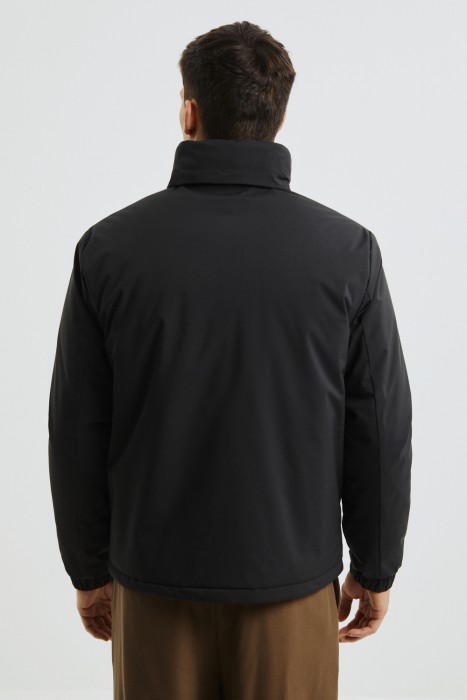 утепленная куртка из россии вид сбоку