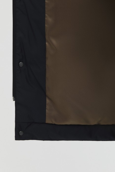 утепленная куртка из россии вид сбоку