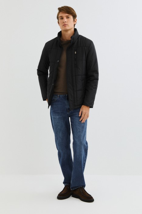 утепленная куртка по цене 4020 руб вид справа