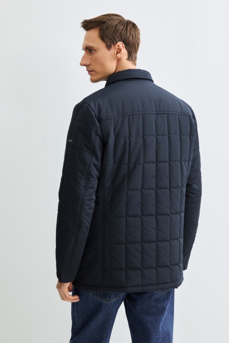 утепленная куртка по цене 6320 руб вид справа