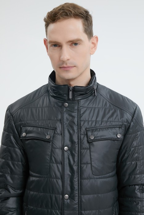 утепленная куртка из россии вид сбоку