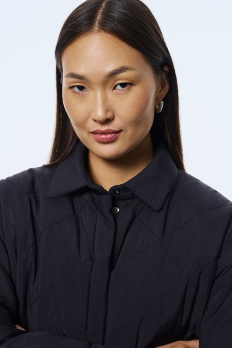 утепленная куртка из россии вид сбоку