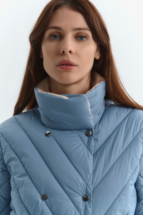 утепленная куртка из россии вид сбоку