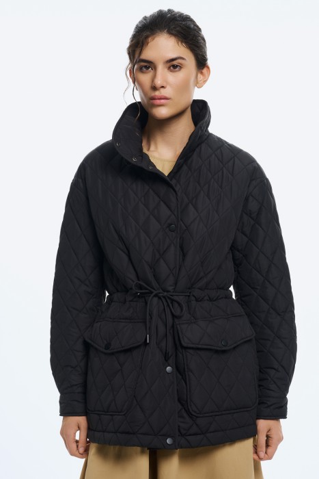 утепленная куртка от бренда снежная королева вид слева