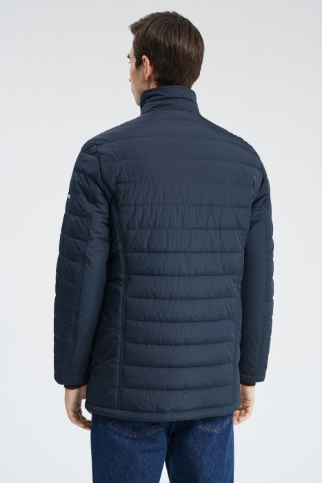 утепленная куртка по цене 3500 руб вид справа