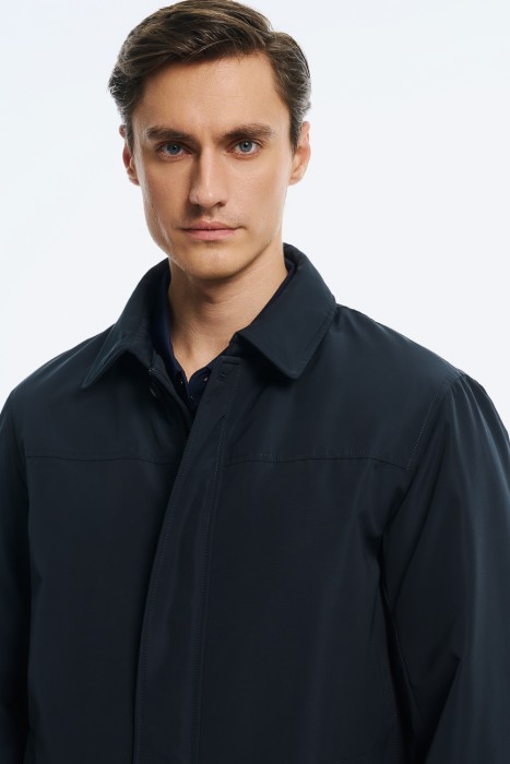 утепленная куртка из россии вид сбоку