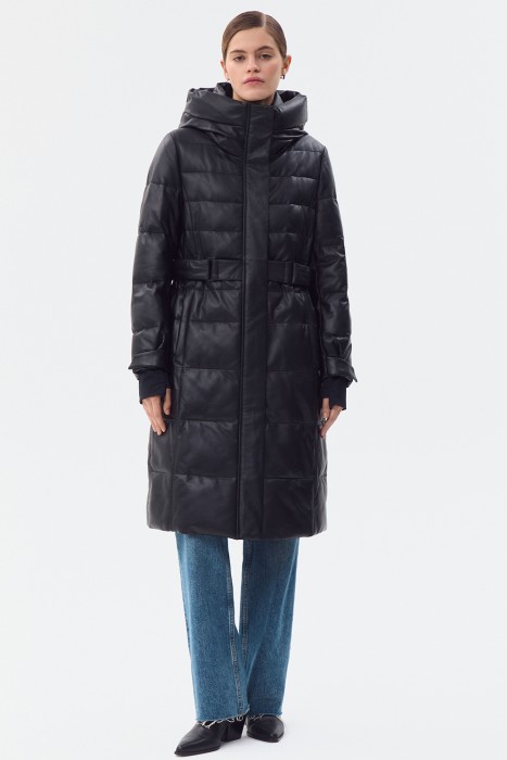 утепленное кожаное пальто с капюшоном от бренда снежная королева вид слева