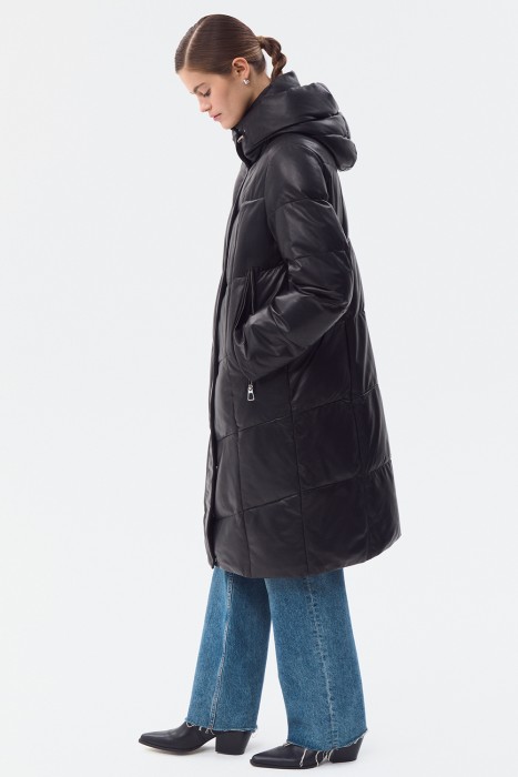 утепленное кожаное пальто с капюшоном от бренда снежная королева вид слева