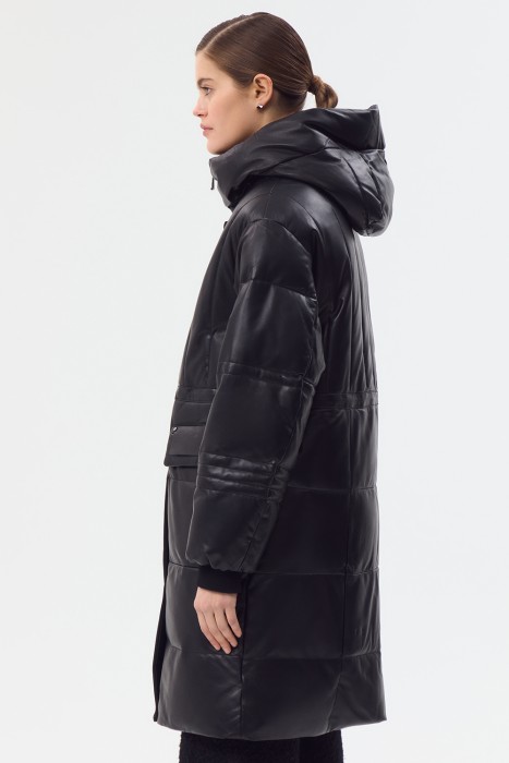 утепленное кожаное пальто с капюшоном от бренда снежная королева вид слева