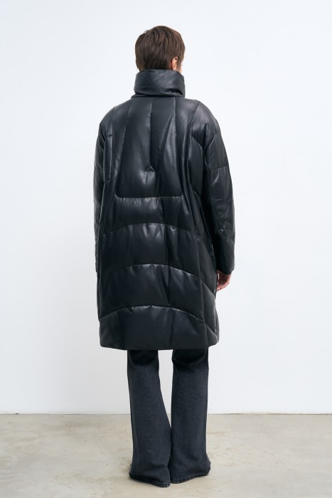 утепленное кожаное пальто по цене 12120 руб вид справа