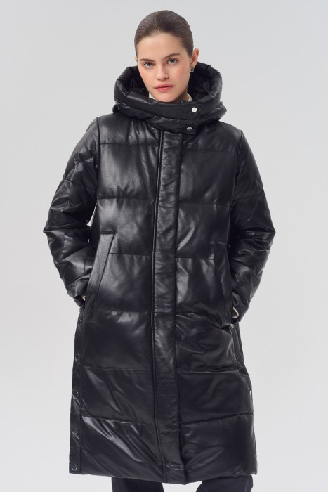 утепленное пальто из натуральной кожи от бренда снежная королева вид слева