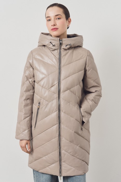 утепленное пальто из натуральной кожи из россии вид сбоку