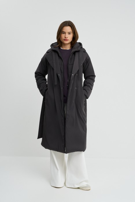 утепленное пальто с капюшоном от бренда снежная королева вид слева