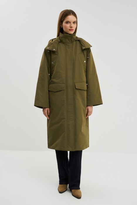 утепленное пальто с капюшоном от бренда снежная королева вид слева