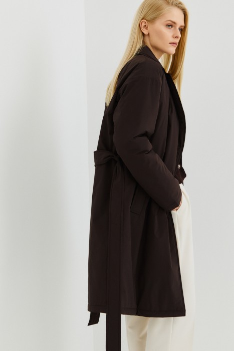 утепленное пальто с поясом из россии вид сбоку
