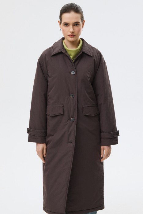 утепленное пальто от бренда снежная королева вид слева