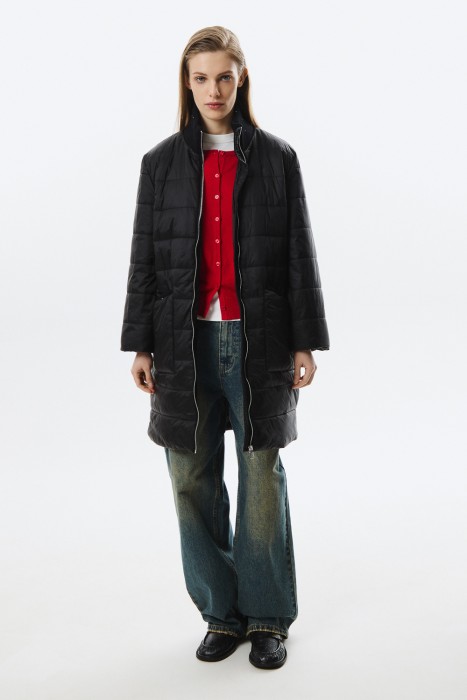 утепленное пальто из россии вид сбоку