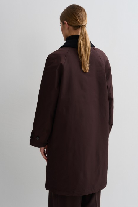 утепленное пальто по цене 4690 руб вид справа