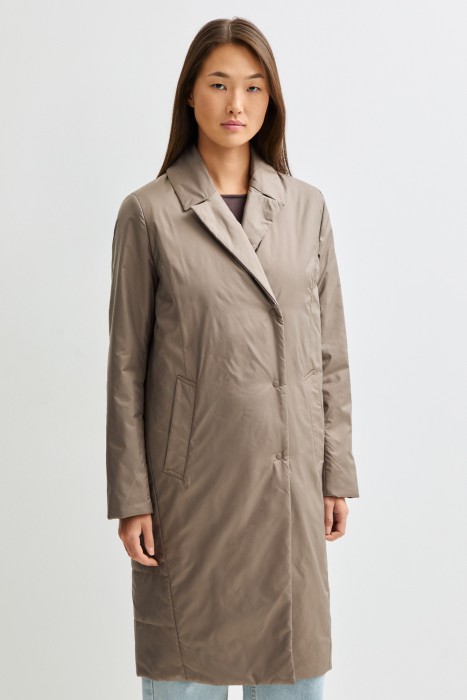 утепленное пальто от известного бренда вид слева