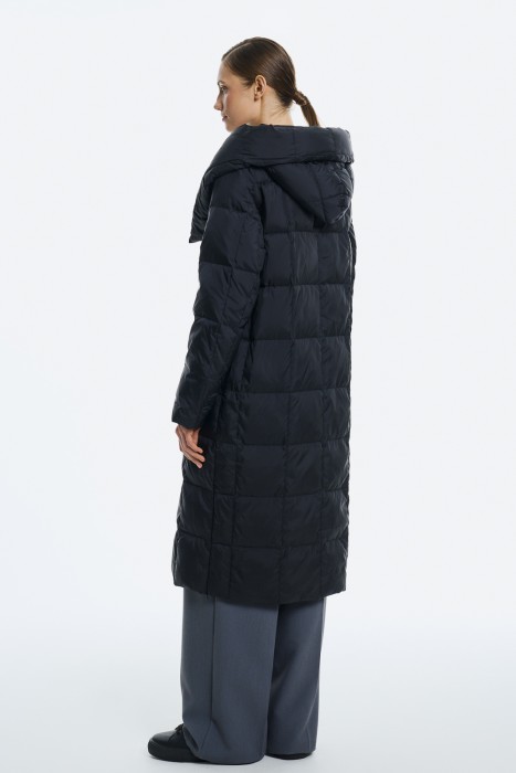 утепленное стеганое пальто с поясом по цене 6400 руб вид справа