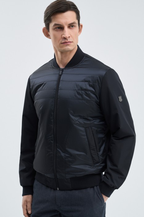 утепленный бомбер от бренда снежная королева вид слева