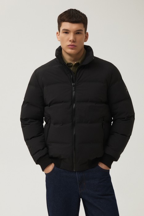 утепленный бомбер от бренда снежная королева вид слева