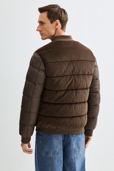 утепленный бомбер по цене 4400 руб вид справа