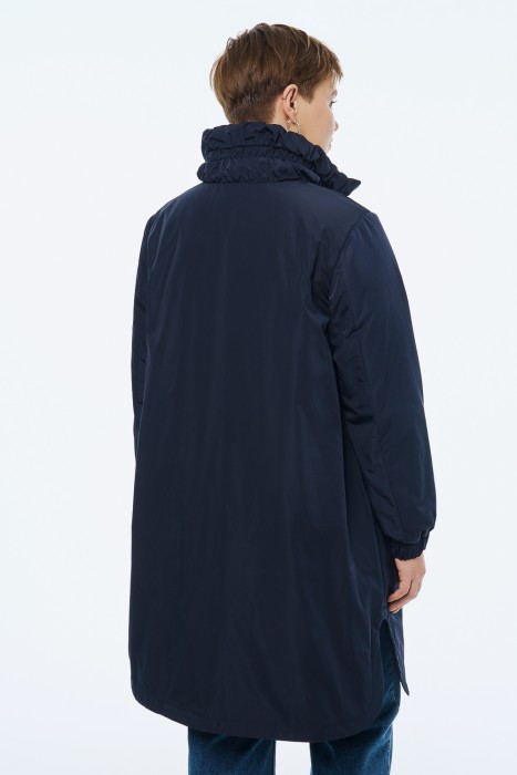 утепленный плащ по цене 6710 руб вид справа